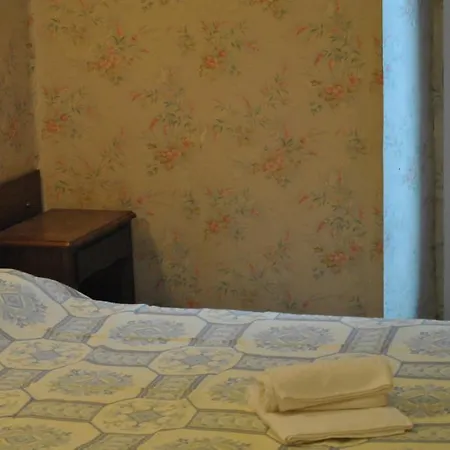 De Rome Hotel Lourdes